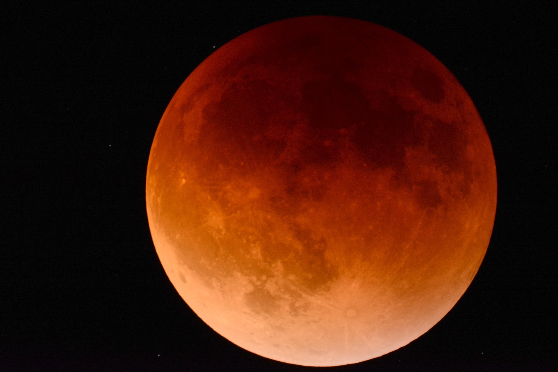 01M11YXQBQGR2NQ296500A4KW4 image of lunar eclipse